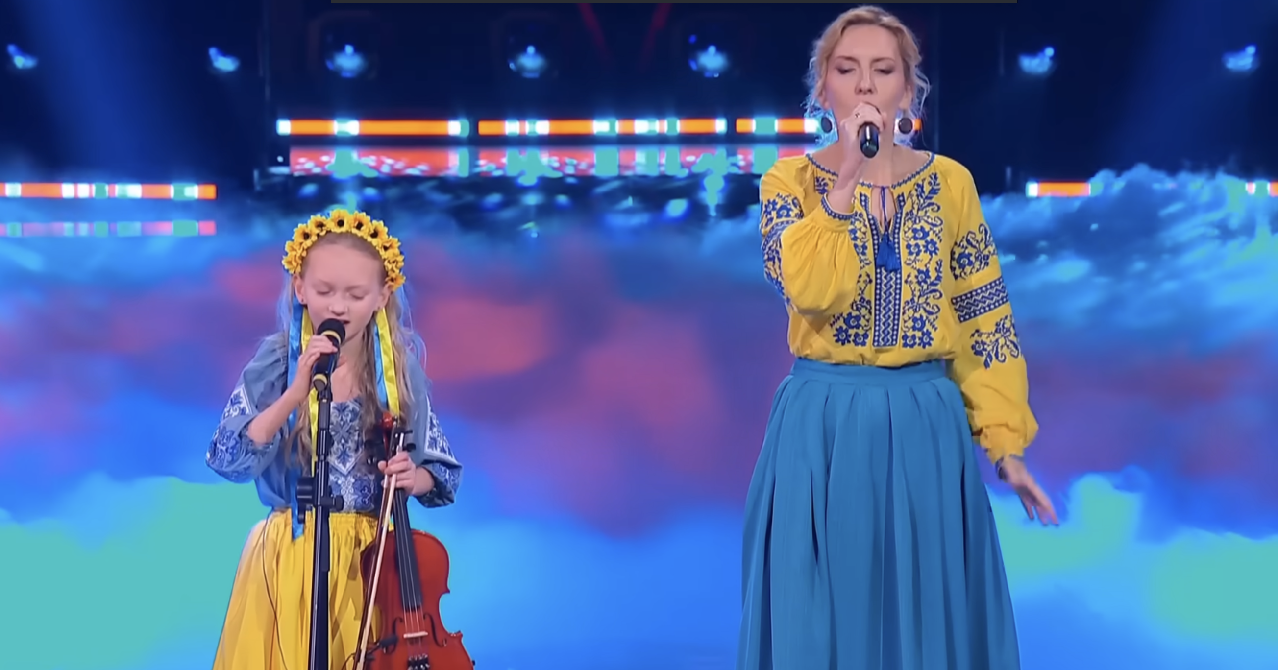 Украинка с дочкой покорили "Голос Италии" песней о ранах войны: судьи развернули все кресла